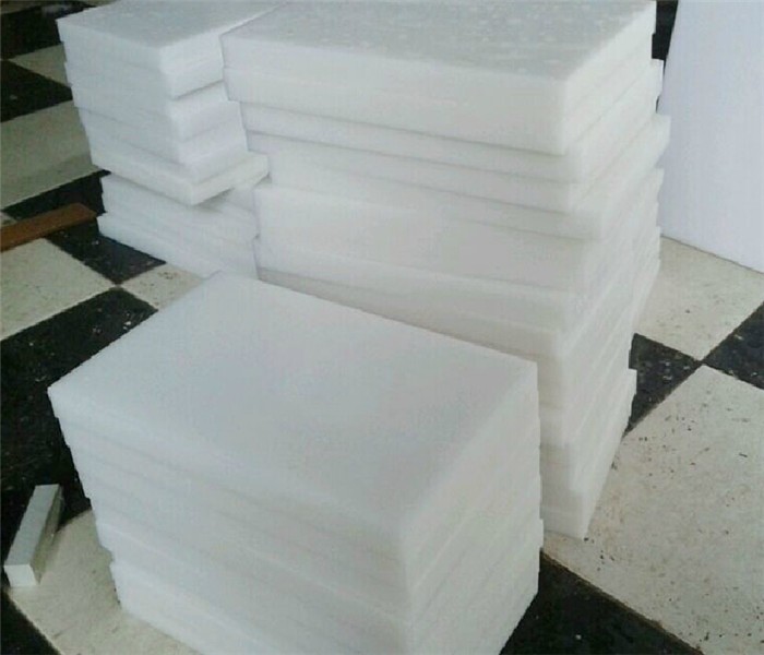塑钢/黑色POM板/白色POM板/赛钢板/聚甲醛板/高强度塑料/硬塑料板图片_高清图_细节图-华人达塑胶材料厂